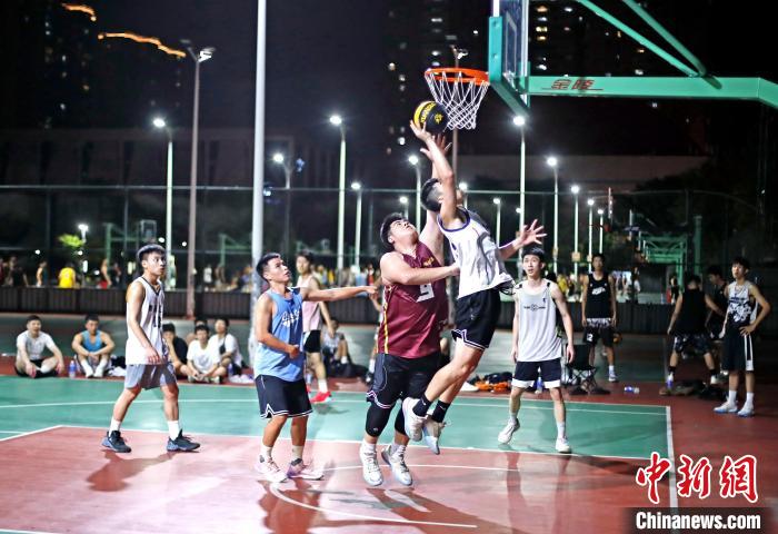 厦门启动全民健身季 打造全民健身版的“村BA”