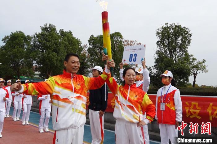 南昌火炬传递串联红色与绿色空间 江西省运会赛