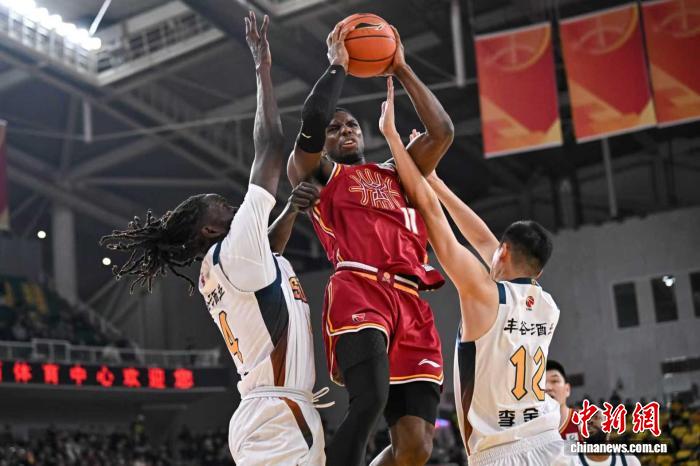 山西队主场力克四川队豪取两连胜