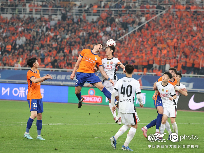 上海海港客场1比1战平山东泰山 杨希首球克雷桑